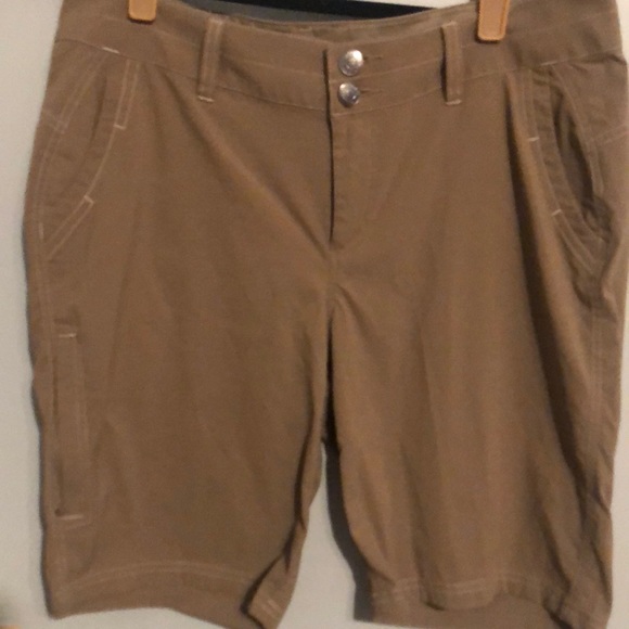 Like New Women’s Marmot Shorts 10 - Picture 1 of 12